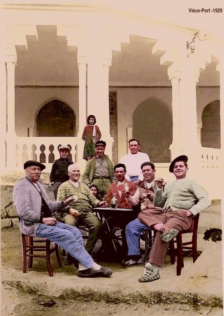 X ARCHIVE COUSINS MERS EL KEBIR APERO AUX VIEUX PORT 1929.jpg